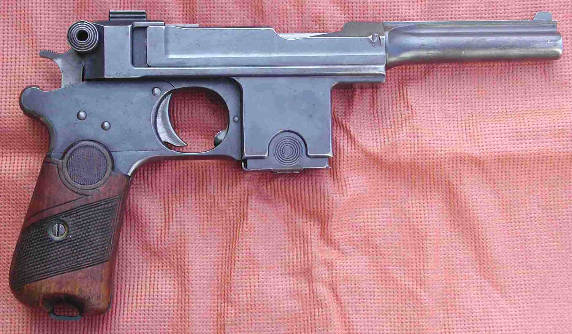 Pistolet M/1910